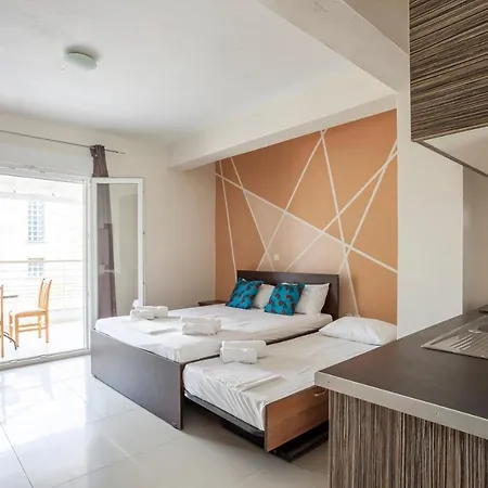 דירה Athanasia Accommodation With Pool